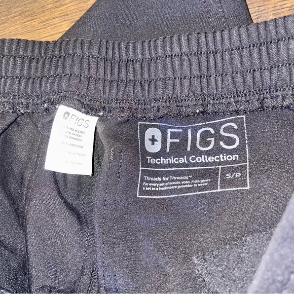 Figs Black petite scrub pants - Picture 5 of 8